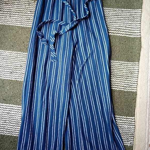 Caution to the Wind Romper Jumpsuit - Picture 7 of 8